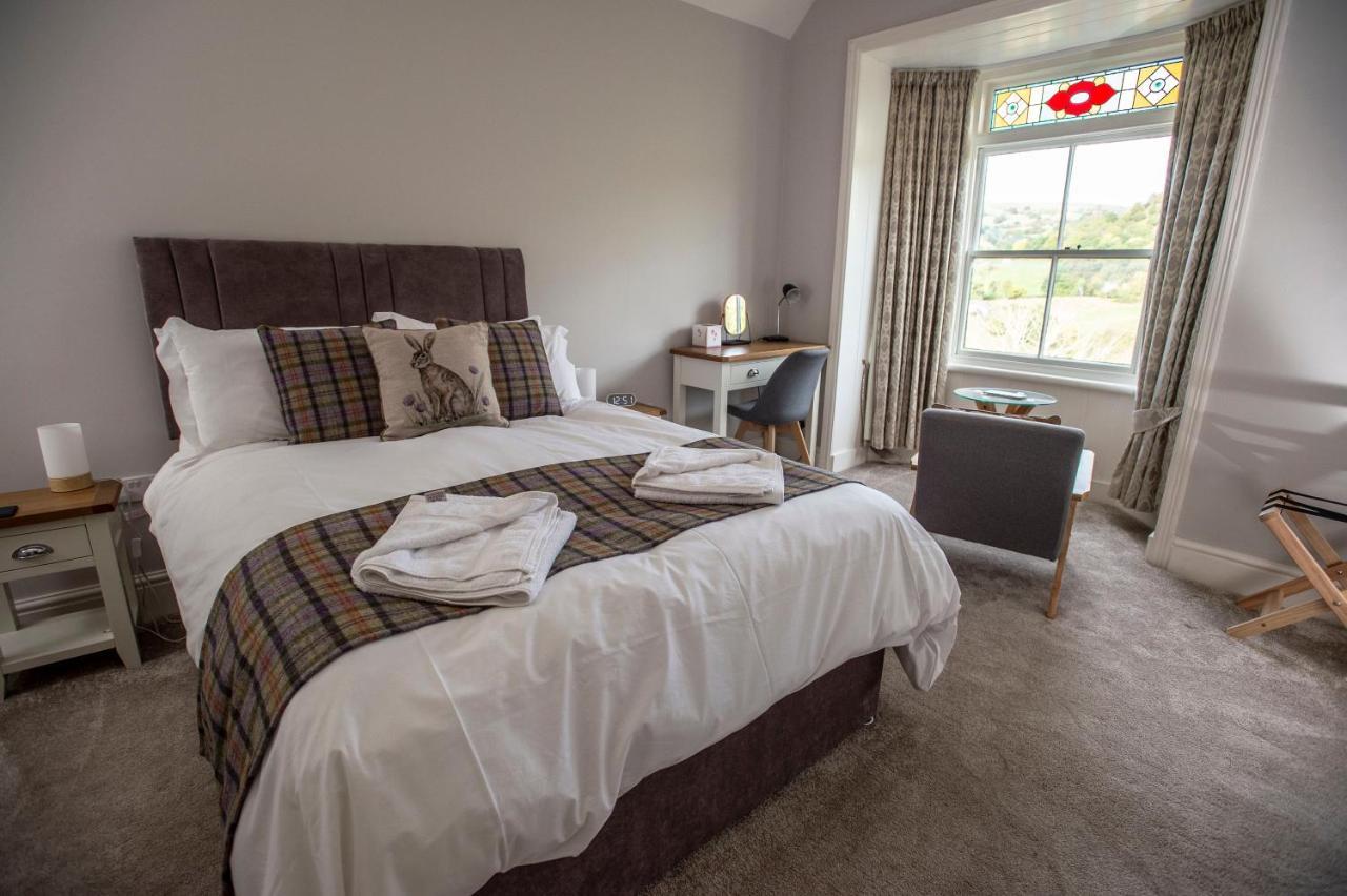 The Berwyn Arms Hotell Corwen Exteriör bild